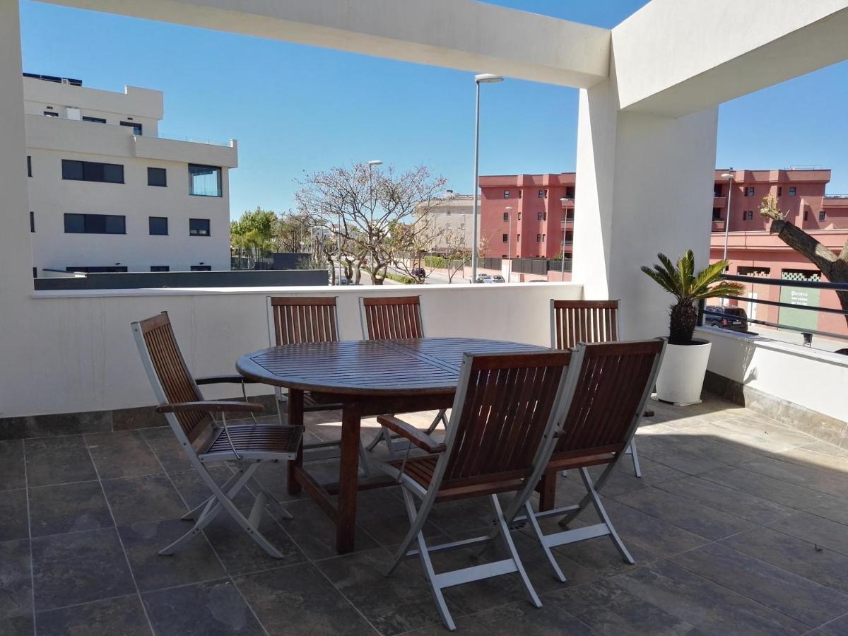 فيلا Vivienda Avenida De La Manzanilla Sanlúcar de Barrameda المظهر الخارجي الصورة